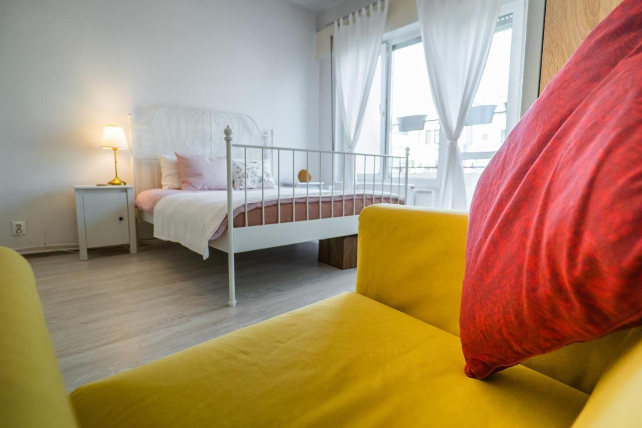 Bucharest Cozy Studio מראה חיצוני תמונה