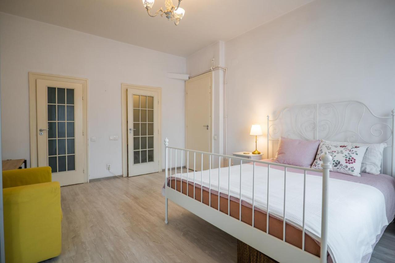 Bucharest Cozy Studio מראה חיצוני תמונה